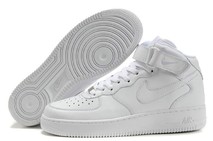 Белые мужские кроссовки Nike Air Force 1 на каждый день